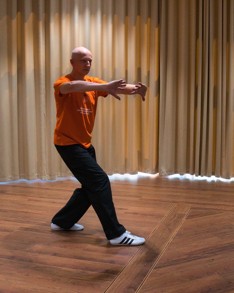 Dominik Miodunka podczas treningu Bagua Zhang